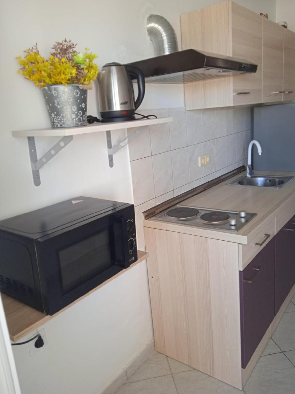 Apartmani Tudek วีร์ ภายนอก รูปภาพ