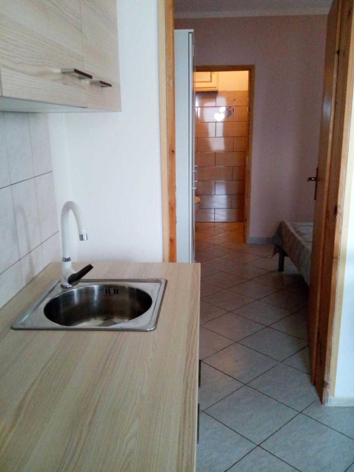 Apartmani Tudek วีร์ ภายนอก รูปภาพ