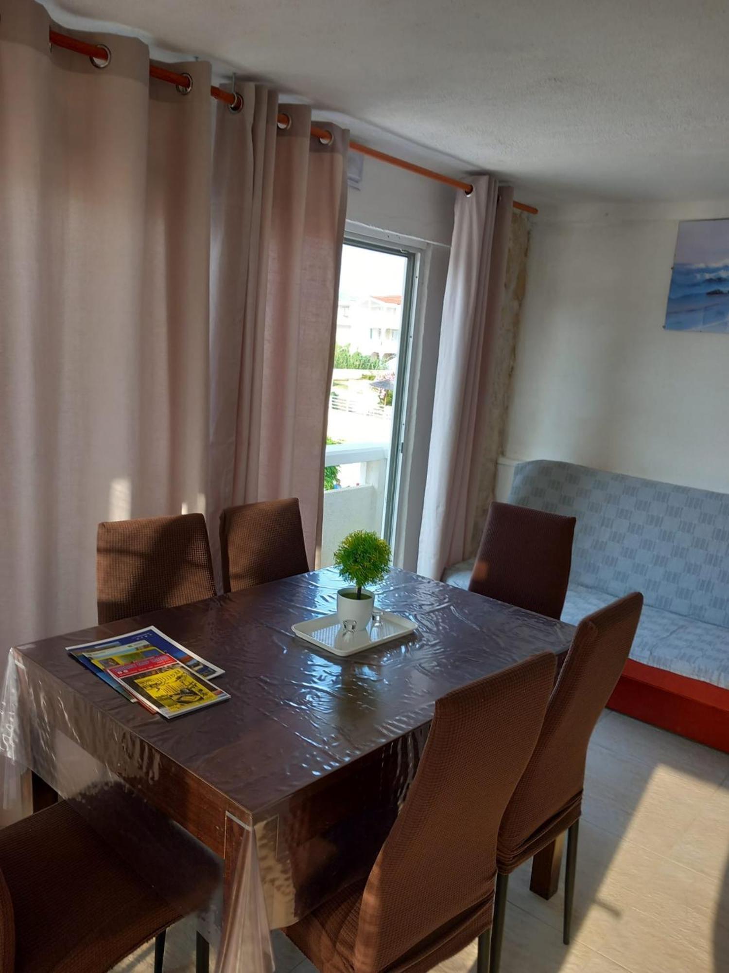 Apartmani Tudek วีร์ ภายนอก รูปภาพ