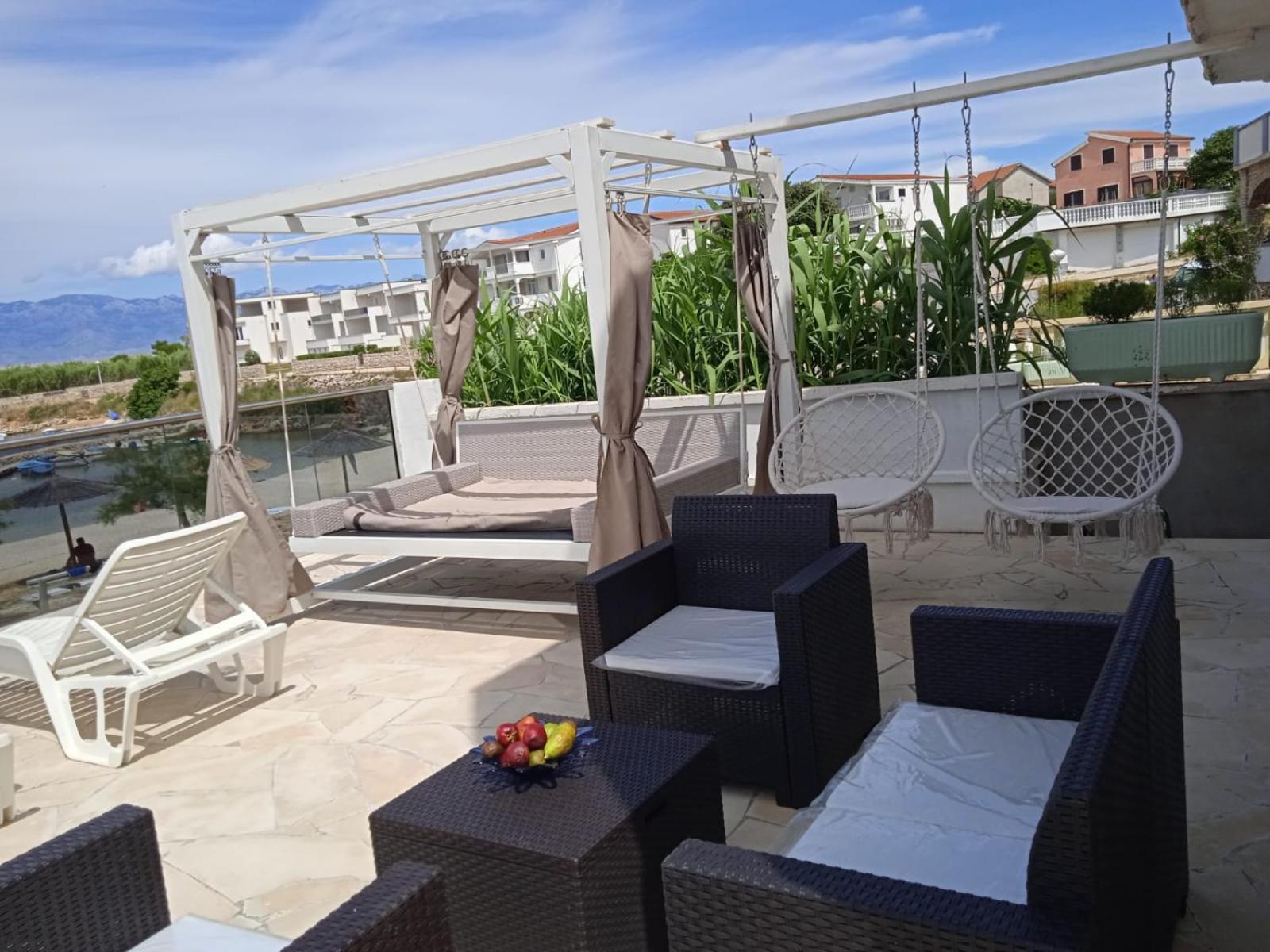 Apartmani Tudek วีร์ ภายนอก รูปภาพ