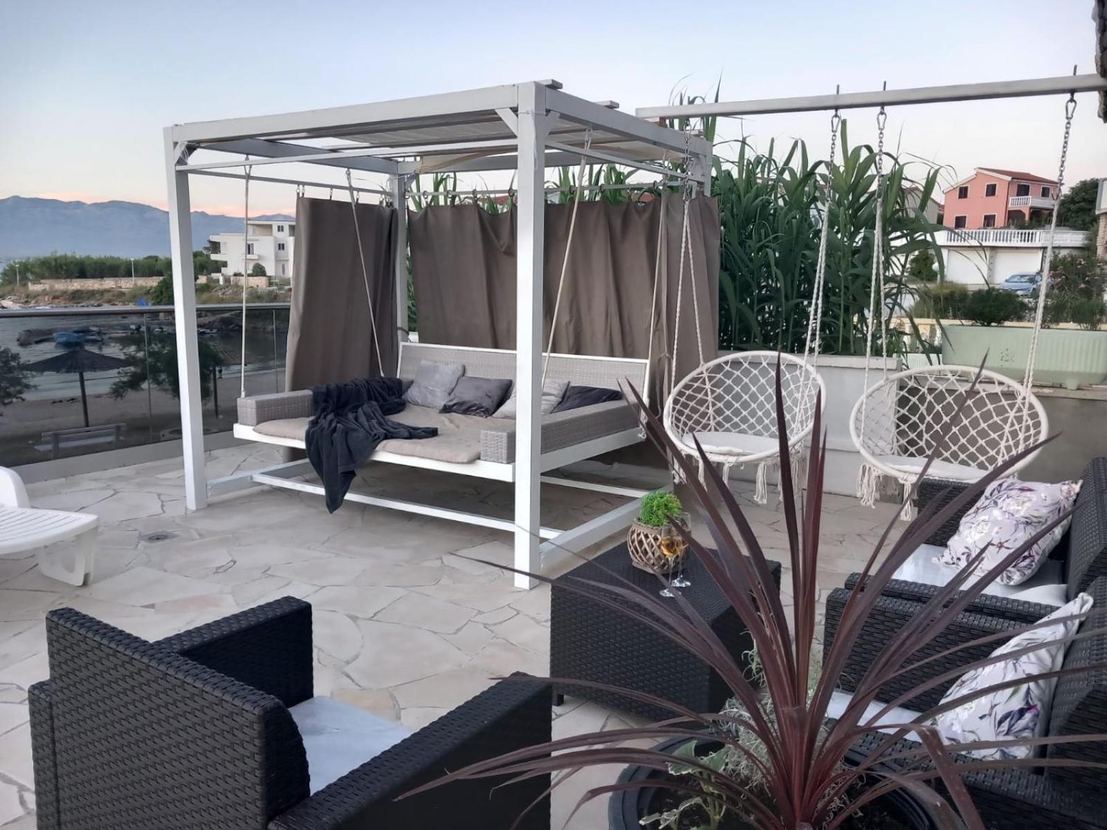 Apartmani Tudek วีร์ ภายนอก รูปภาพ