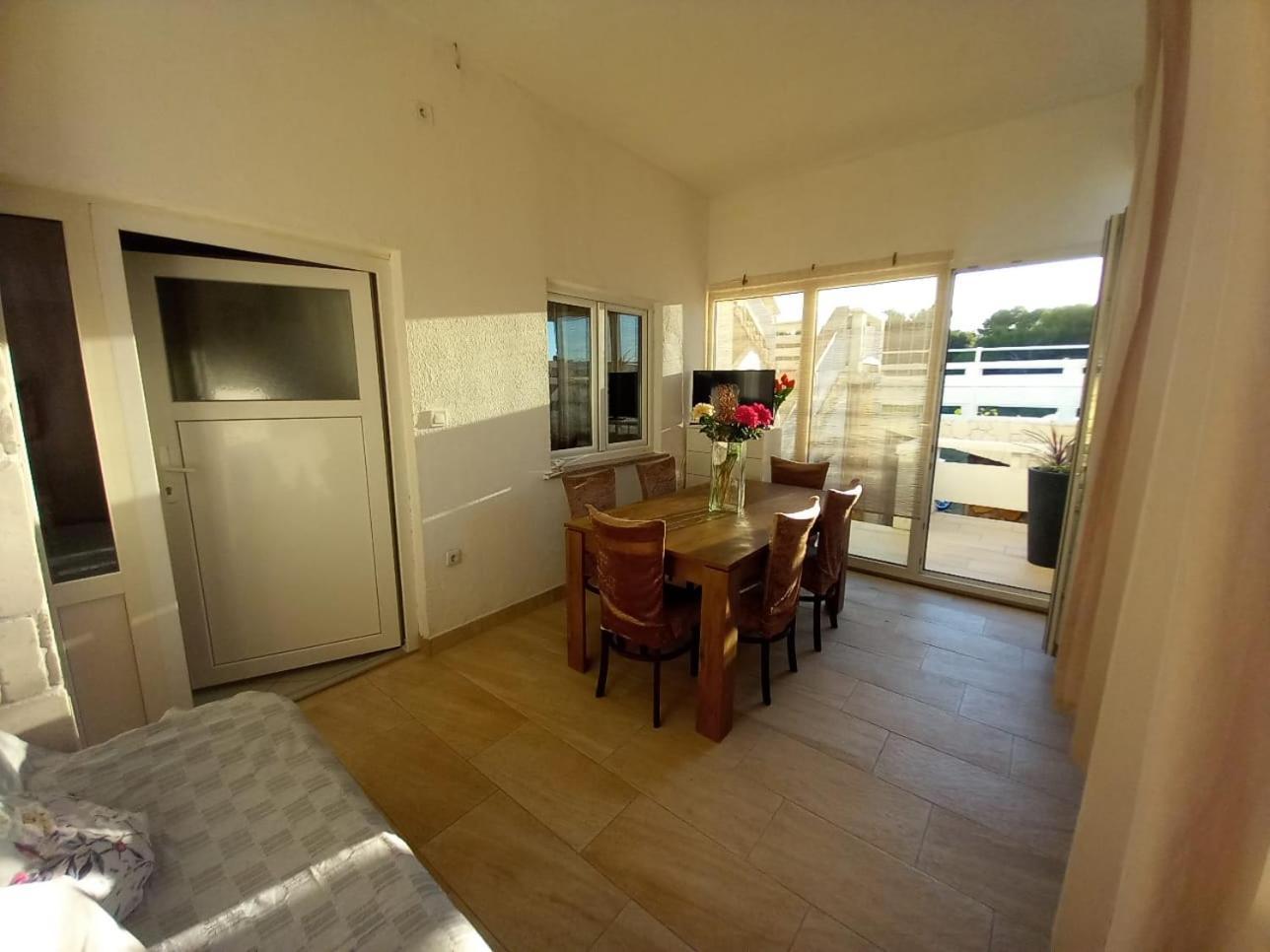 Apartmani Tudek วีร์ ภายนอก รูปภาพ